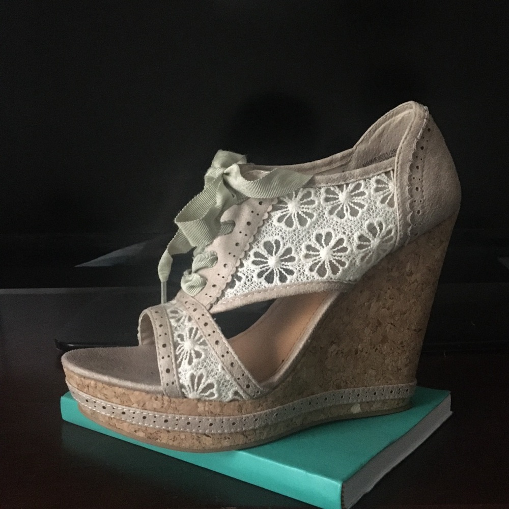 🌞 Cute Summer Wedges